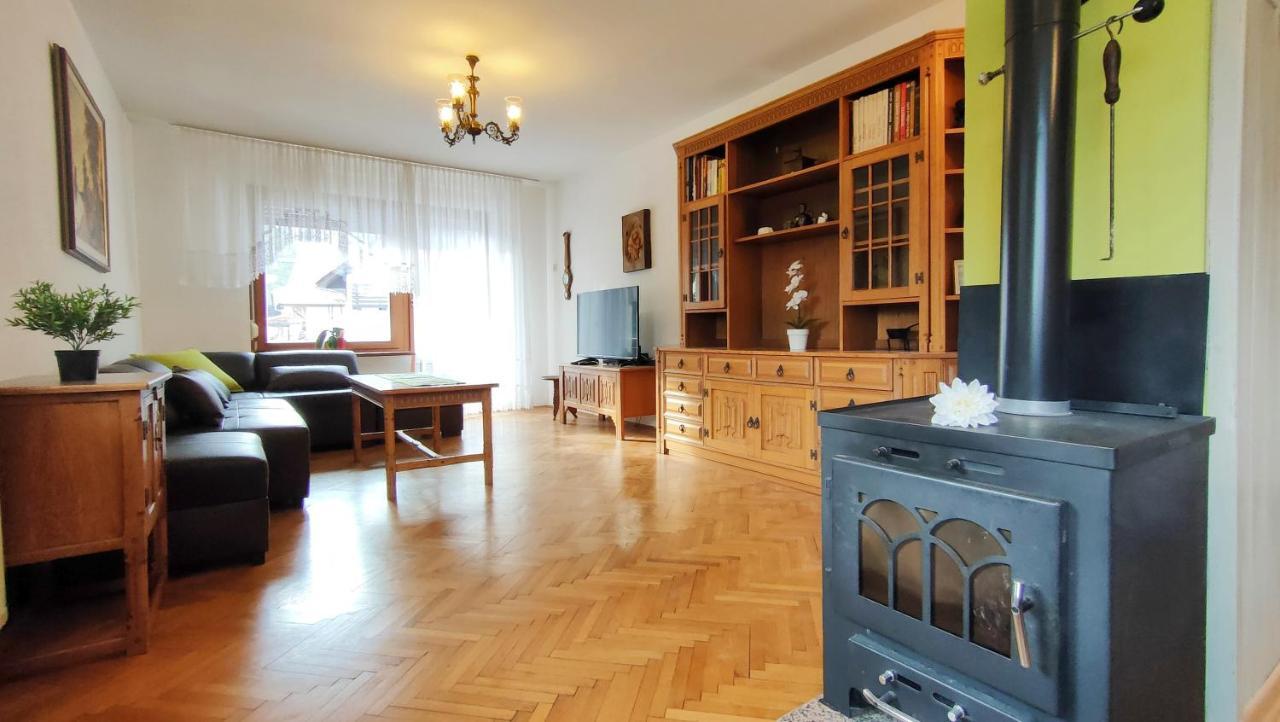Apartmaji Dora Mojstrana Bagian luar foto