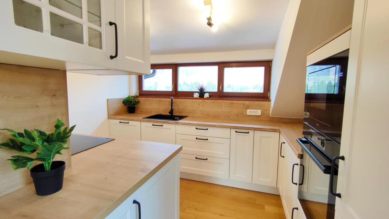 Apartmaji Dora Mojstrana Bagian luar foto