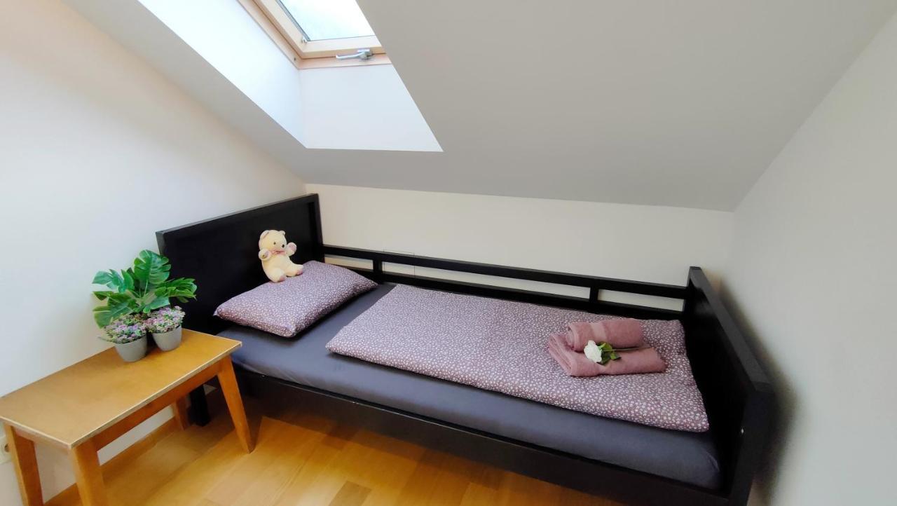 Apartmaji Dora Mojstrana Bagian luar foto