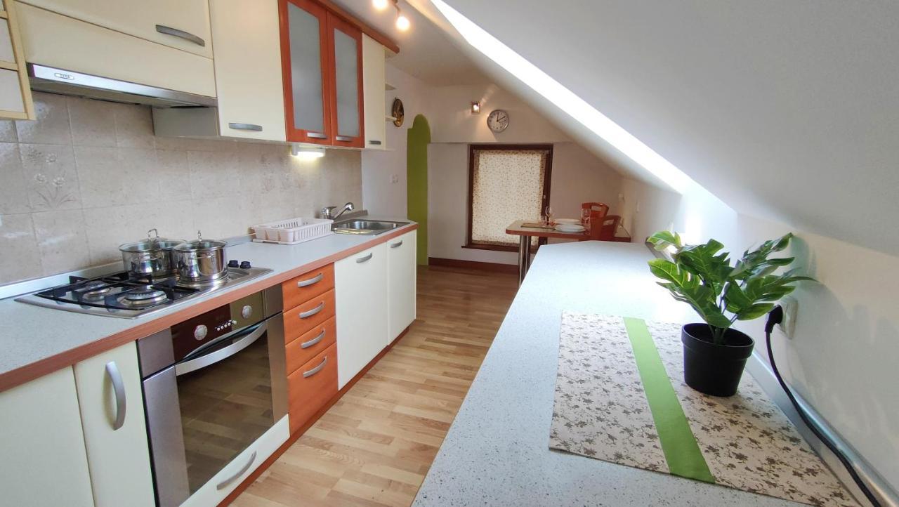 Apartmaji Dora Mojstrana Bagian luar foto