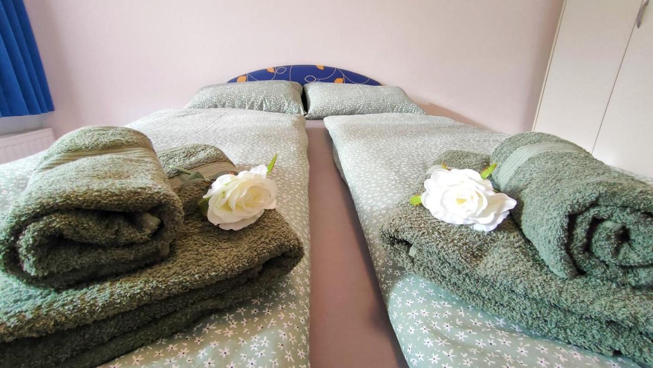 Apartmaji Dora Mojstrana Bagian luar foto